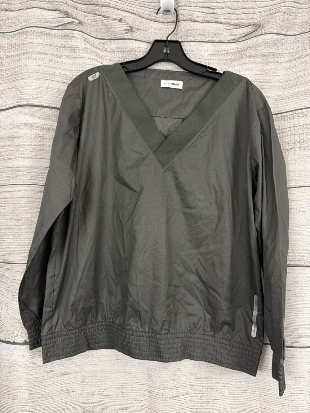 NWT AlphaTauri Weny V1.Y1.01 Pullover Blouse Top Size M